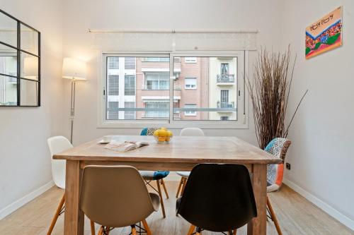 Bright 3BR2BA w Balcony in Eixample