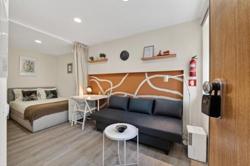 Minimalist Studio in Central Lisbon