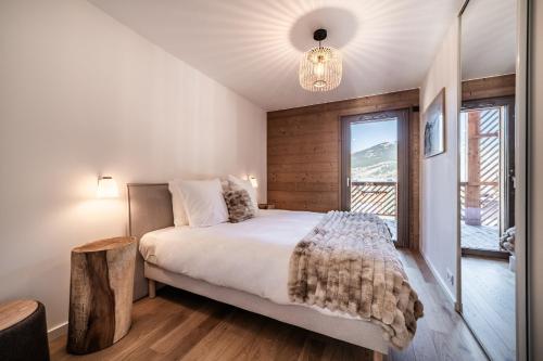 Apartment Gabelac Châtel - by EMERALD STAY