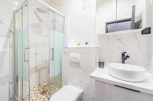Le Marais Paris - 3 bedrooms, 2 Bathrooms, 2WC
