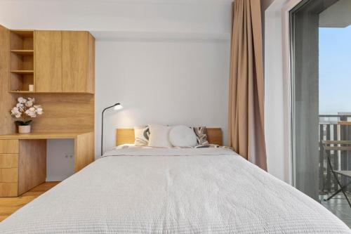 Modern Stay Close to Stadions