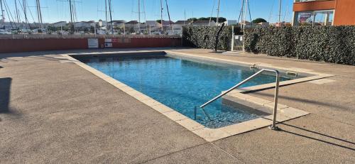 Le Matago A28, Studio vue port, clim, parking, piscine