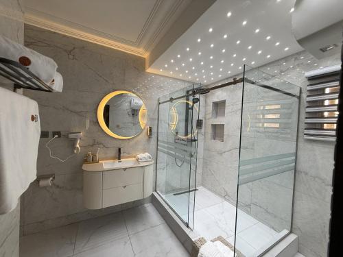 Kupaonica u objektu Sonia Hotel