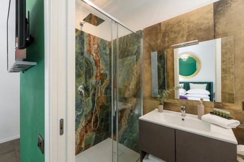 Luce di Roma top floor apartment near Vatican