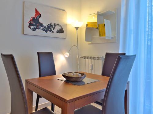 Homeby, Casa Elena