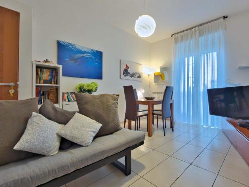 Homeby, Casa Elena