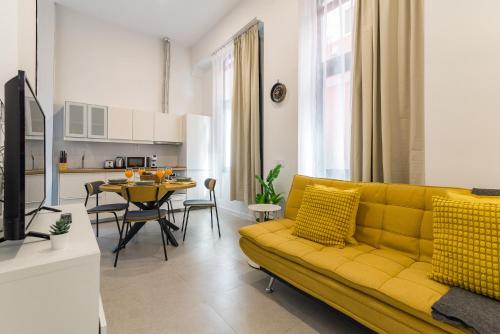 Apartment 100 m from Las Canteras - Shared Terrace