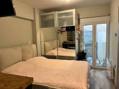 Urban escape in Athens