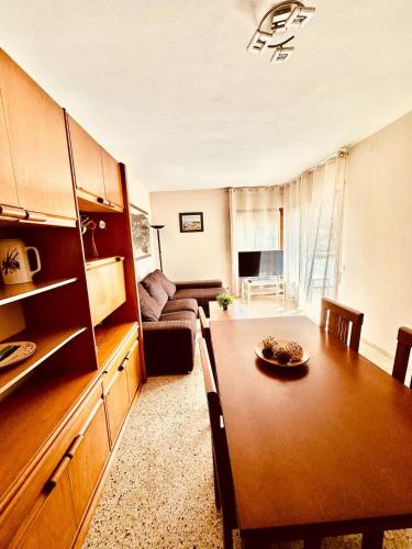Canyelles Beach Apartment