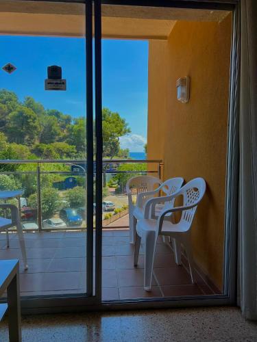 Canyelles Beach Apartment