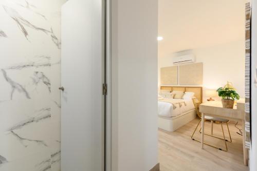ABR1710B - Amplio piso de Lujo 2 dormitorios, ambos con terraza y 2 baños - Alquiler temporal