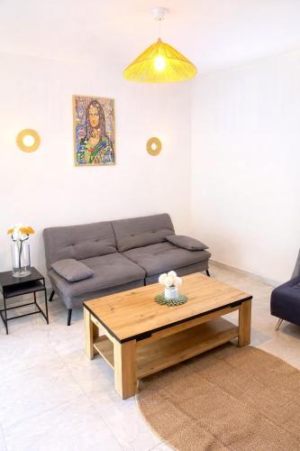 Appartement cosy & calme avec parking privé & terrasse