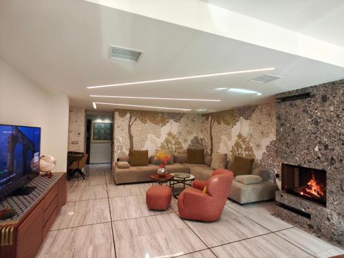 Sandy's Superior Suite