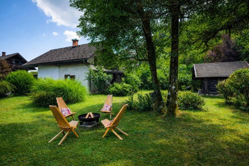 Charming Bled Home - Big Garden, BBQ & Free Bikes