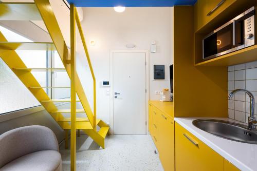 BARD apartments, Athens