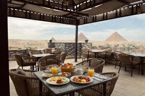 Pyramids heart guest house