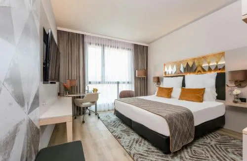 Leonardo Royal Hotel Barcelona Fira photo 3