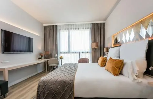 Leonardo Royal Hotel Barcelona Fira photo 6