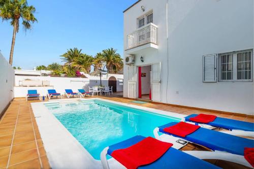Villa Castillo by Villa Plus