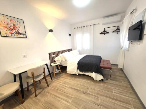201 Cozy Studio Kitchenette & Private Bathroom
