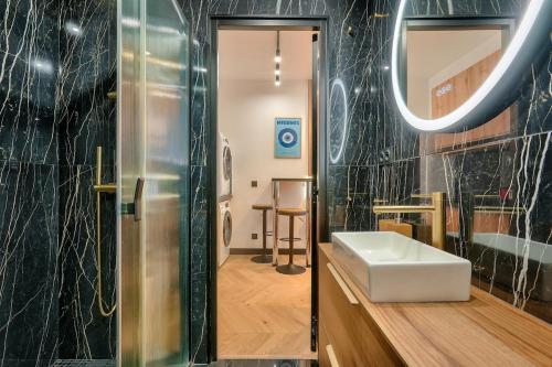 Stylish & modern apartment with jacuzzi - Paris