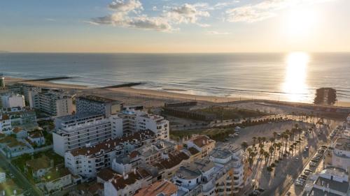 Caparica Lisbon Apartment by Caparica Villas
