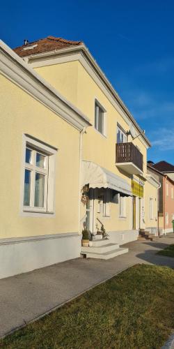 Ferienwohnung FeWo ImZENTRUM