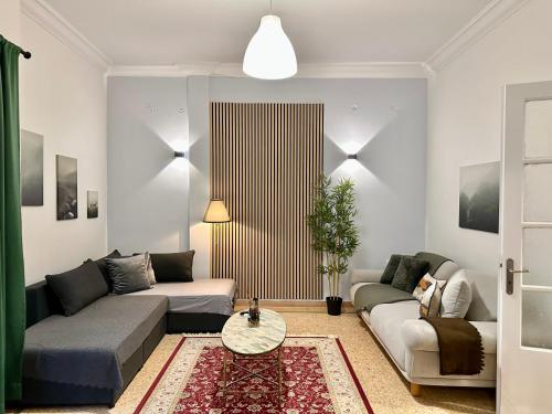 TT Luxury Homes I Aria - Chic Classic with Rooftop Terrace