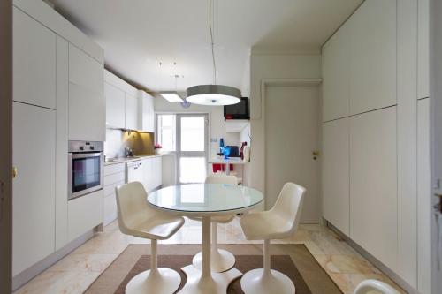 Best Location Porto Apartment