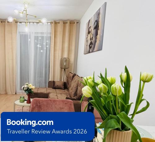 Lotus Apartments Glam two rooms parking balcony separate kitchen