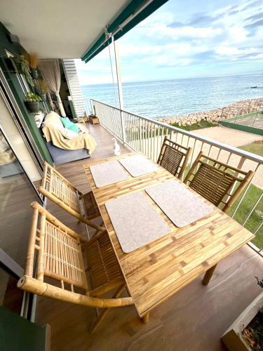 Apartamento tranquilo y luminoso junto al mar