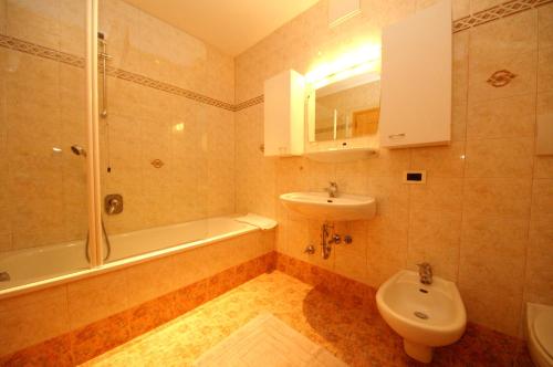 Koupelna v ubytování Hotel La Müda