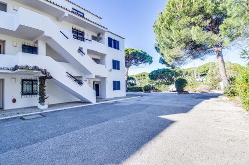 Duplex Apt with Pool, Unoverlooked Private Balcony, Wi-Fi & AC