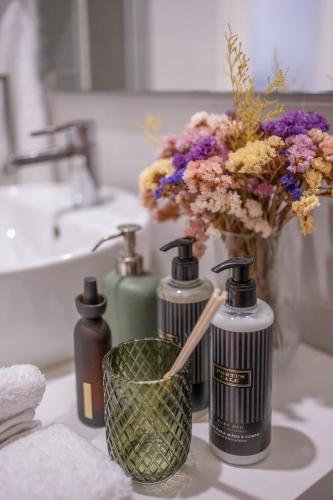 Historic Porto Stay, Classic Details, City Life