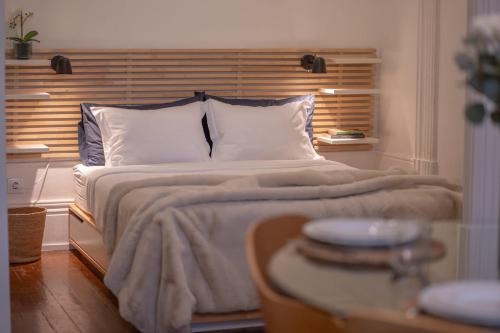 Historic Porto Stay, Classic Details, City Life