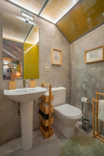 Hut E, Cabana in Town