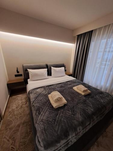 Solymar Luxury Living