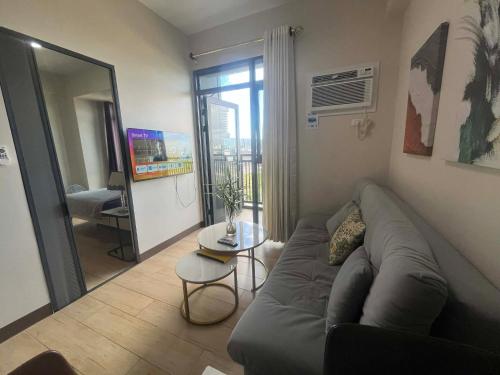 Gentry Manor Family Suite Balcony City View WiFi Netflix close to Okada 12B