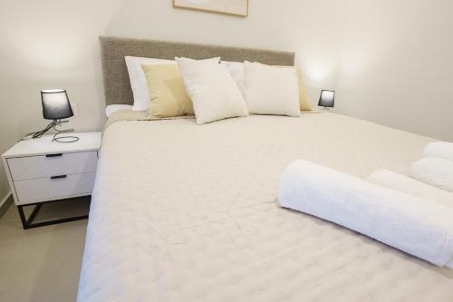 E&Y Luxury Apartment