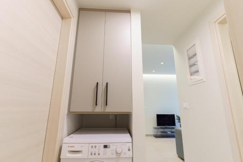 E&Y Luxury Apartment