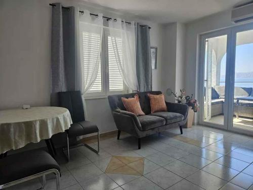 Apartment Beachfront in Novi Vinodolski 54779