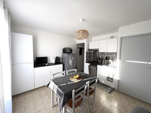 Appartement cosy à Sète pour 6 pers., proche plage, clim, parking privé