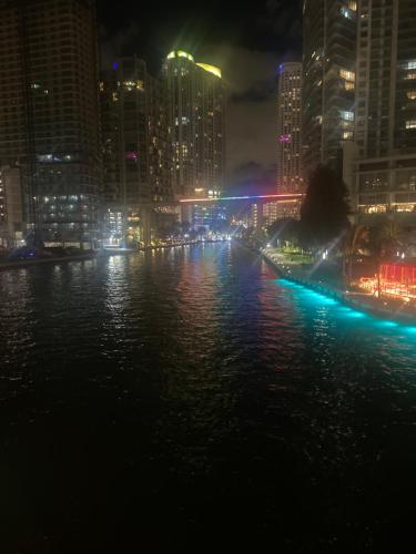 Modern Brickell Apartment Free Parking Pool and Gym photo 18
