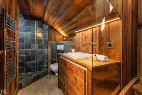 Maison du Roi Spacious Family Apartment in Chamonix Center photo 7