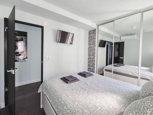 Apartment LaVilla - Two Bedroom Apartment with Balcony and Sea View uti