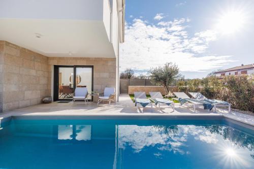 New 2026 Casa MARE Malinska with private heated pool