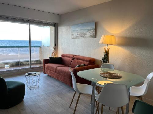 Appartement T2 cabine avec parking, animaux admis