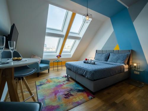 Studio with Kitchen near Naschmarkt - Karlskirche & Metro U4