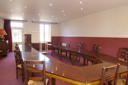 Gallery image of Hostellerie du Vieux P&eacute;rouges in P&eacute;rouges