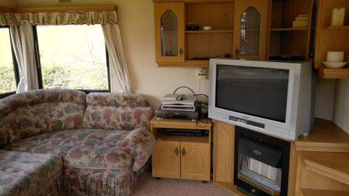 Gallery image of Caravan by Sea in Morfa Nefyn